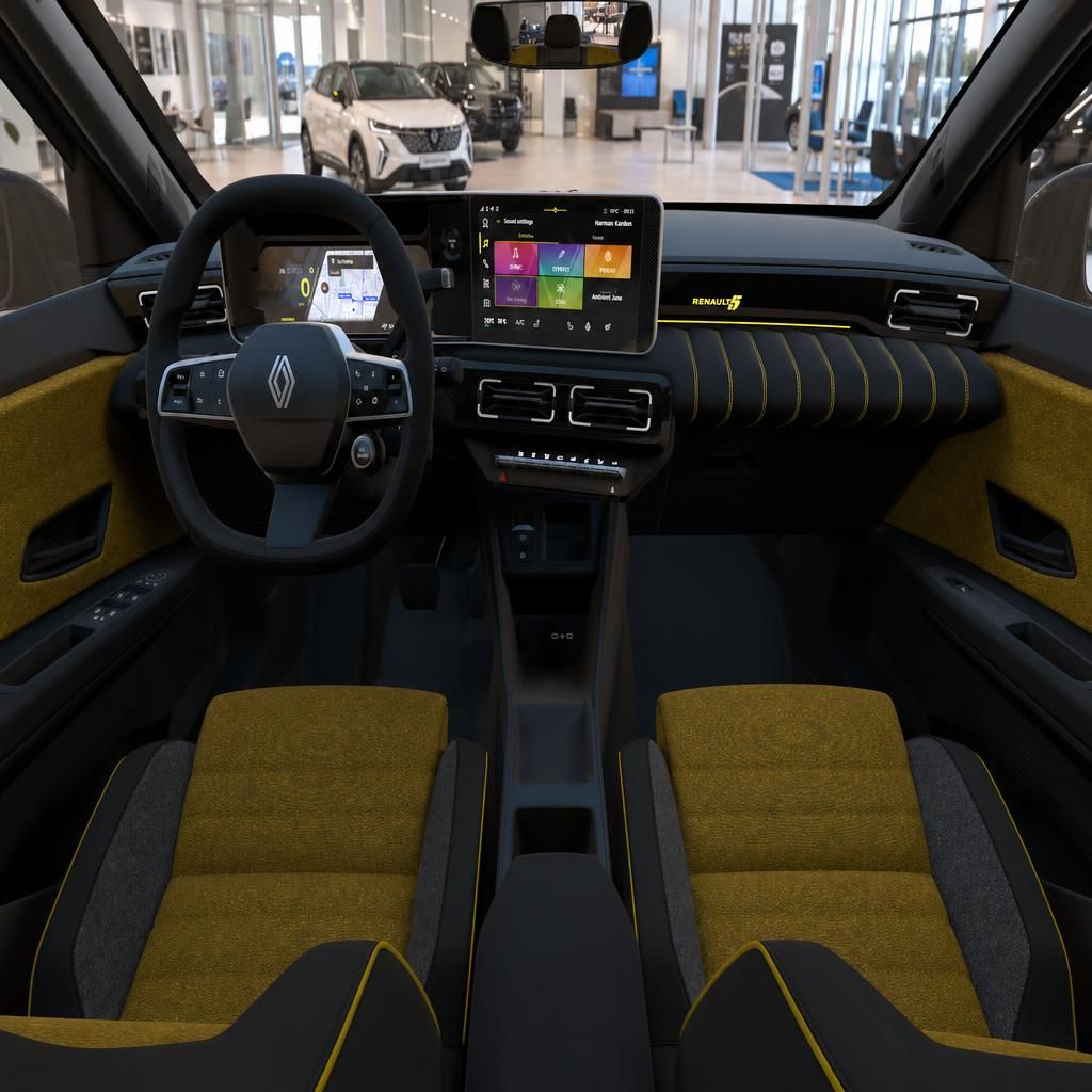 Renault 5 Innenraum mit digitalem Cockpit und gelben Sitzen, modernes Elektroauto-Interieur