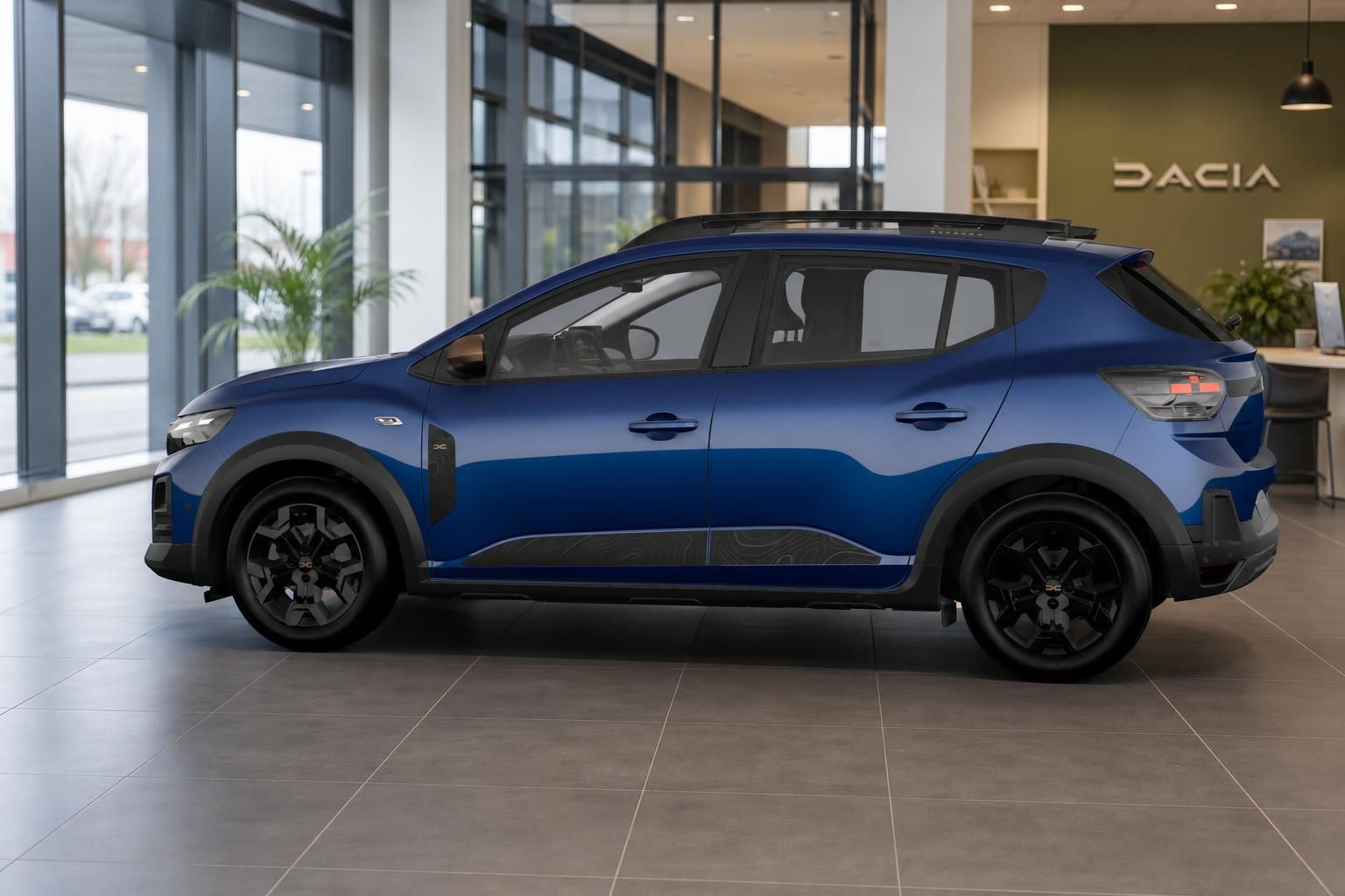 Dacia Sandero Stepway blau Seitenansicht Heck im Showroom
