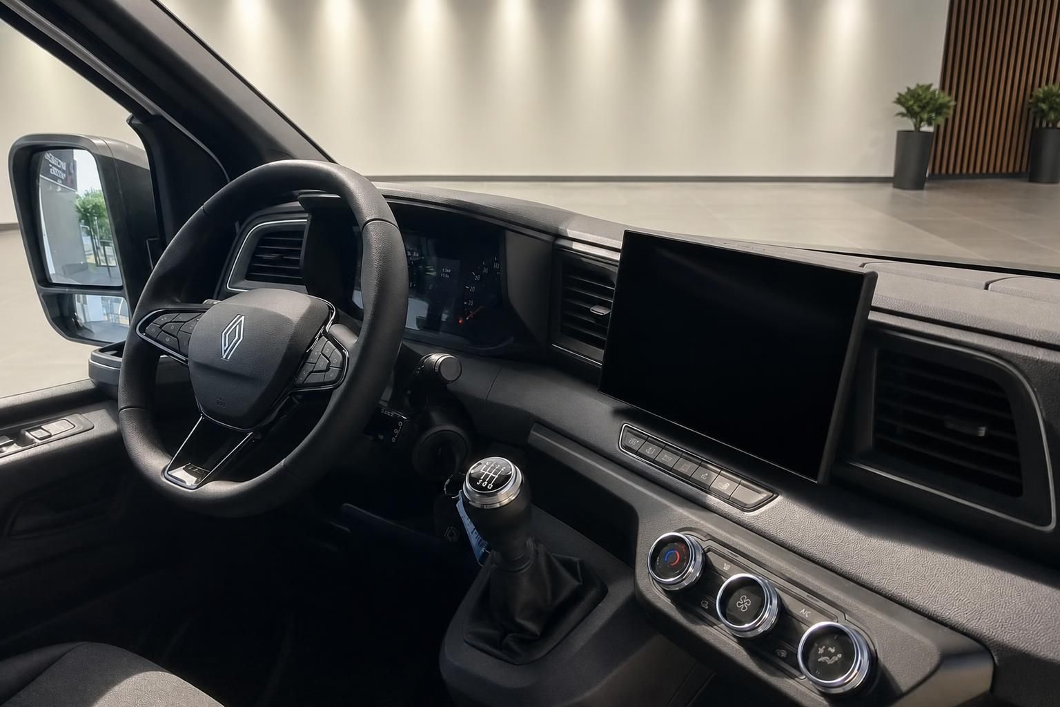 Renault Master Cockpit mit Lenkrad und Touchscreen Display