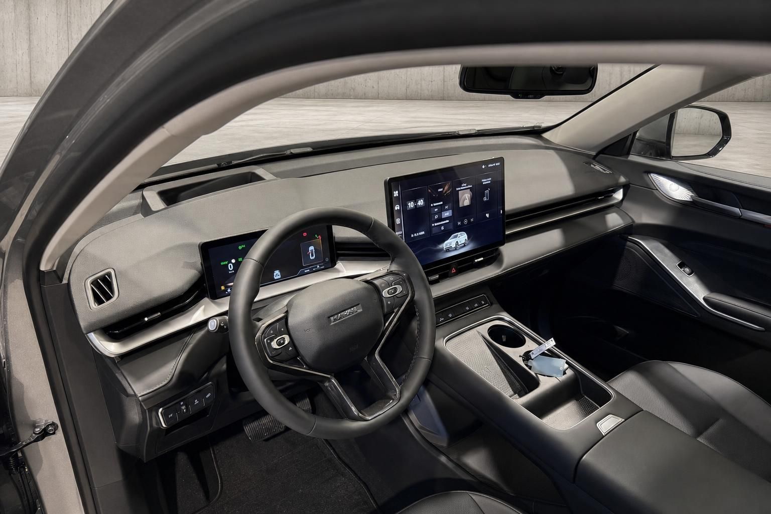Cockpit und Armaturenbrett des Haval mit digitalem Display