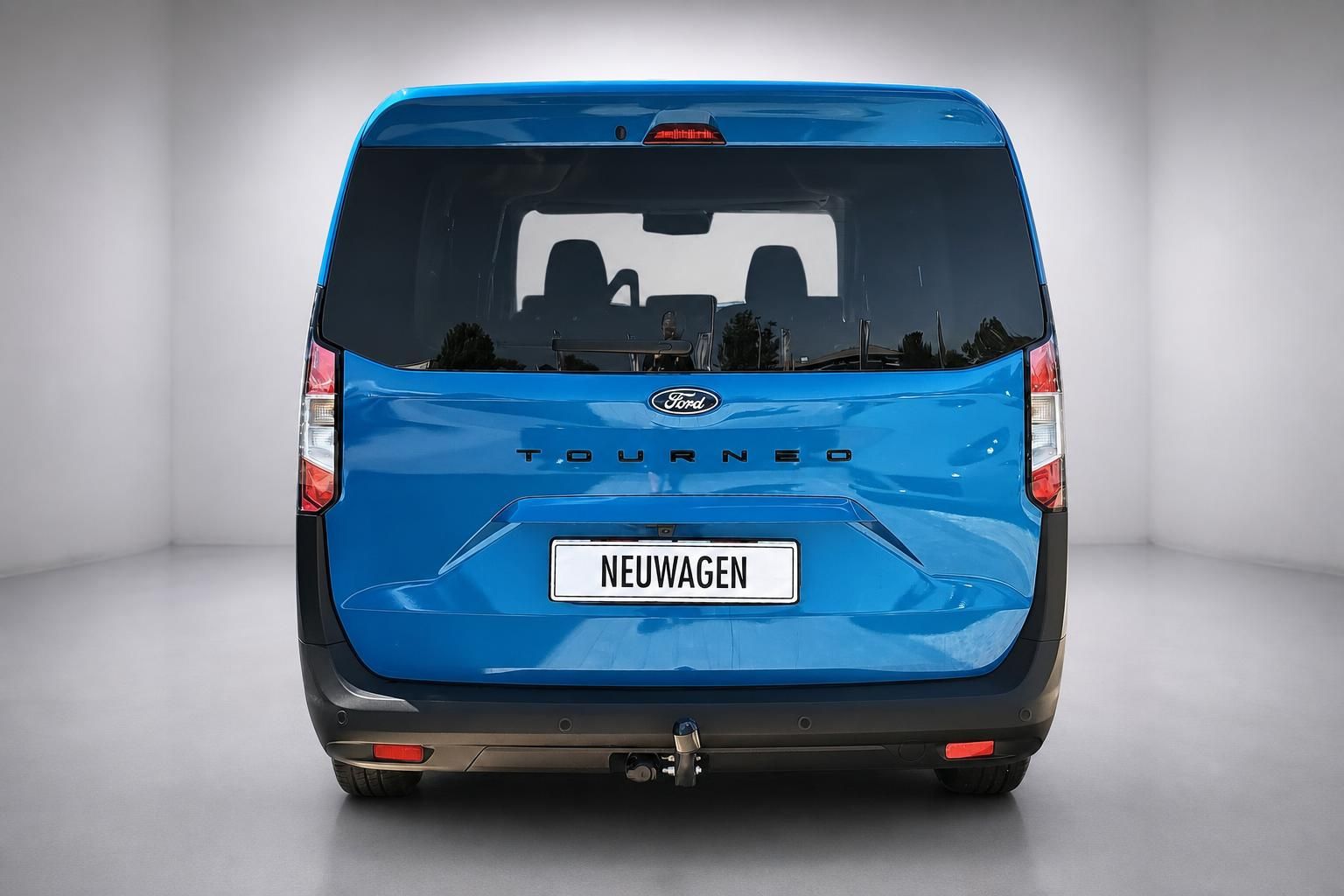 Ford Tourneo Connect blau Heckansicht Neuwagen im Studio