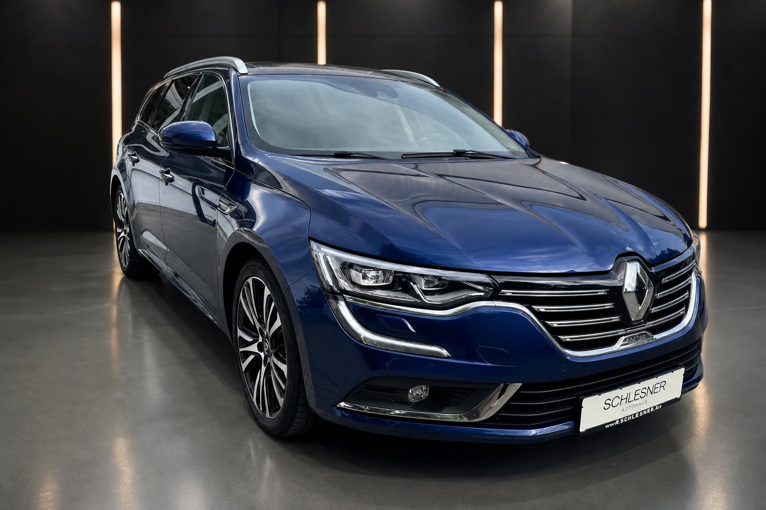 Renault Talisman Grandtour blau Frontpartie Nahaufnahme