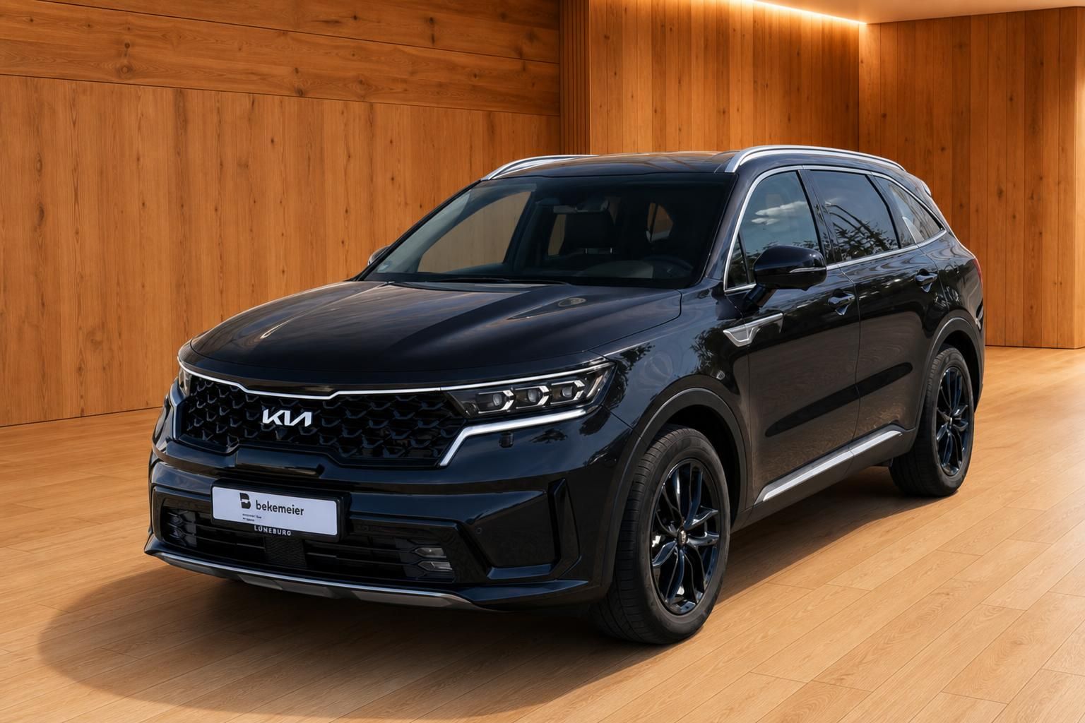 Kia Sorento schwarz Frontansicht schräg – SUV Plug-in-Hybrid bei Autohaus Bekemeier Lüneburg