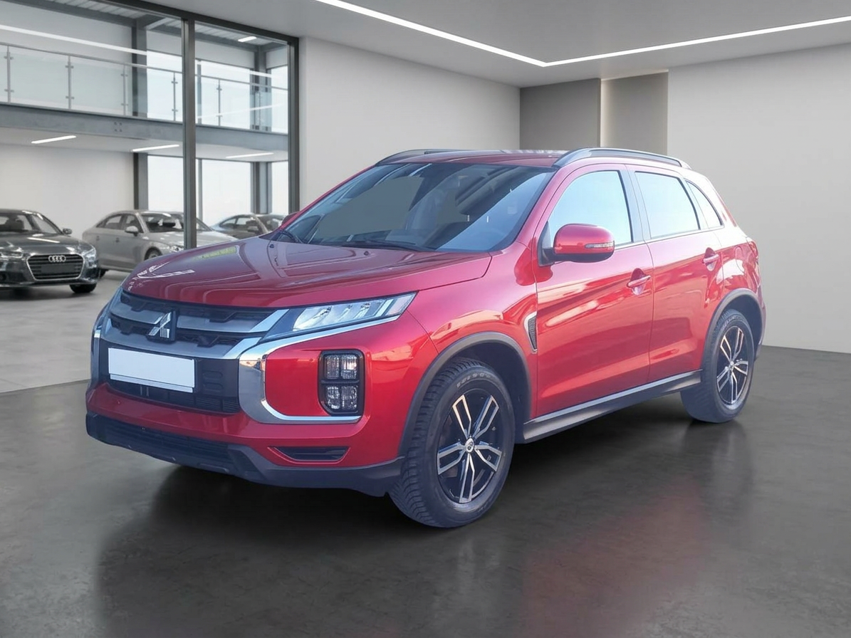 Mitsubishi ASX rot Frontansicht Schräge im Autohaus Showroom