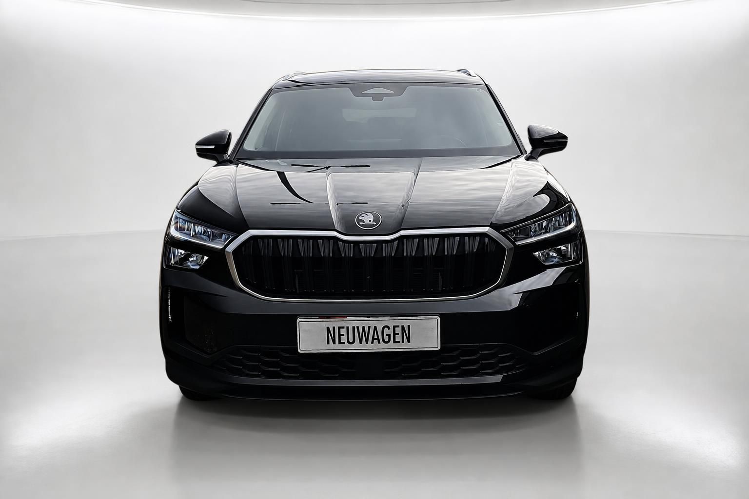Skoda Kodiaq schwarz Frontansicht Neuwagen