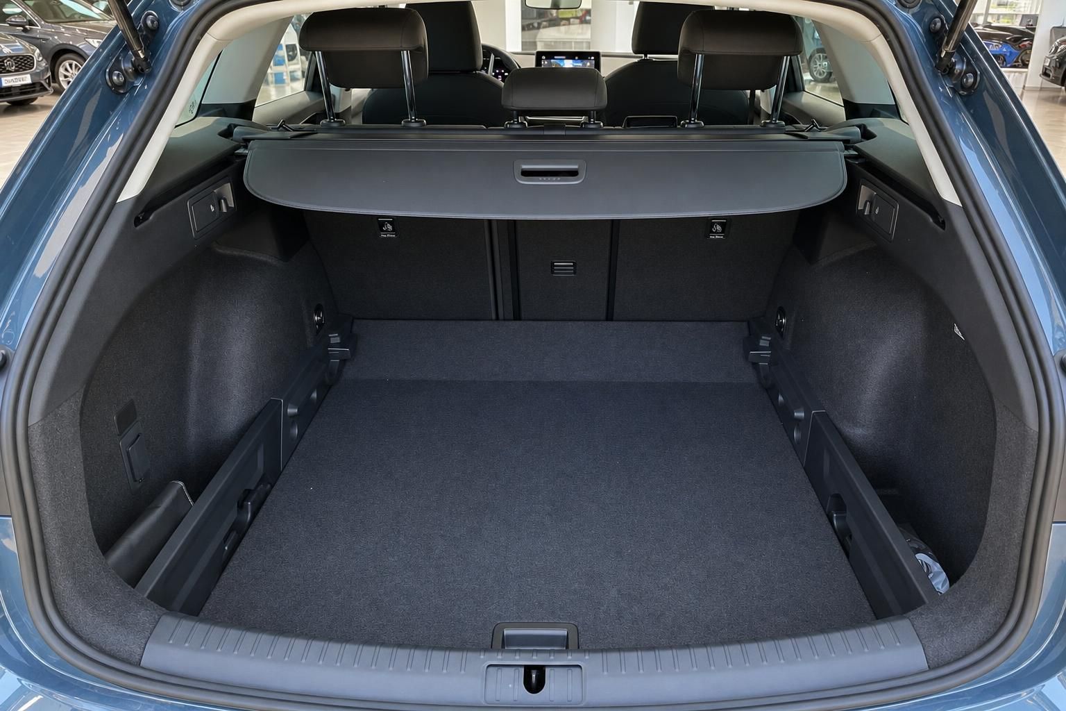 Kofferraum des SEAT Leon ST mit viel Stauraum