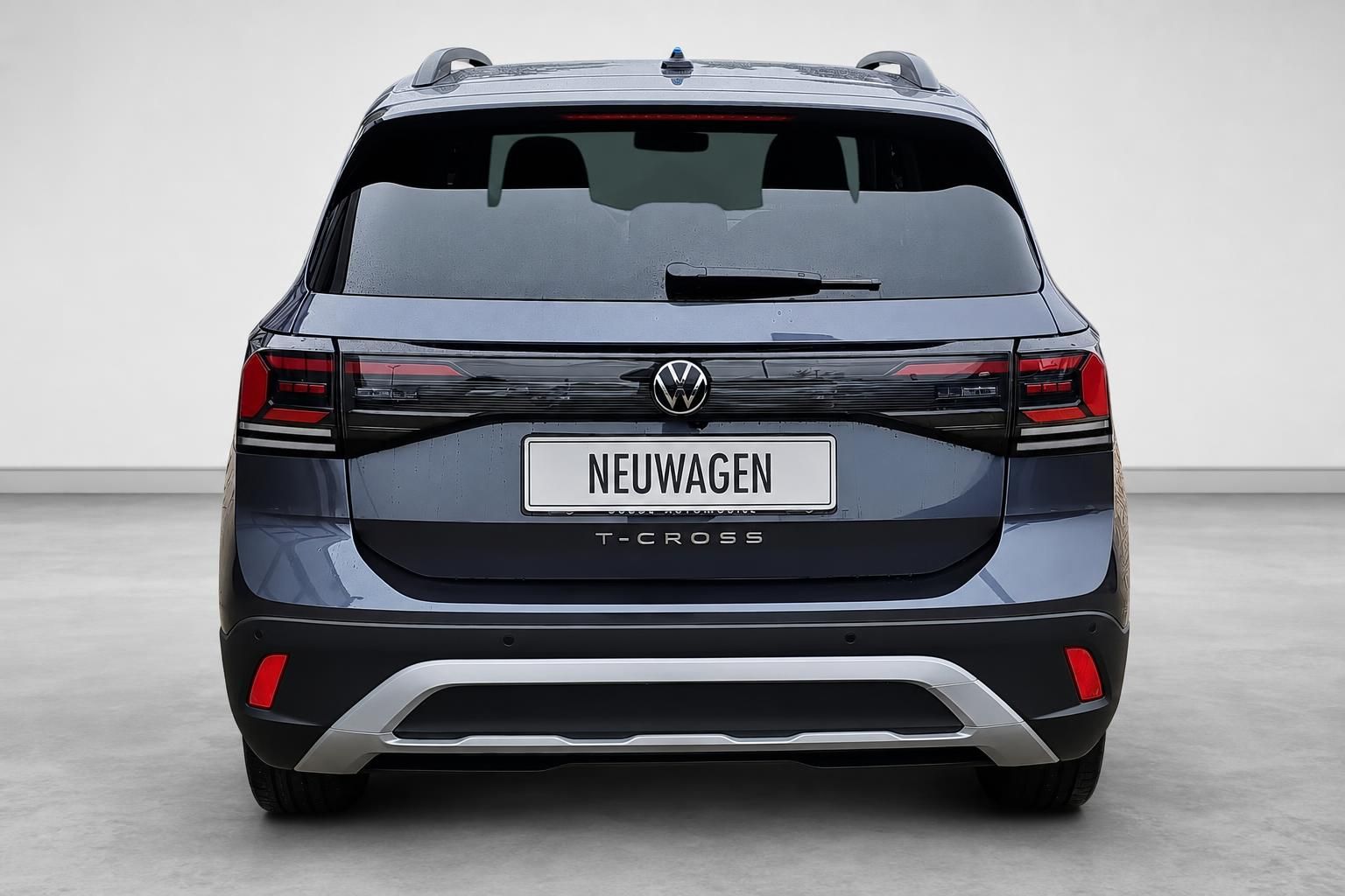 VW T-Cross grau-blau Heckansicht Neuwagen im Studio