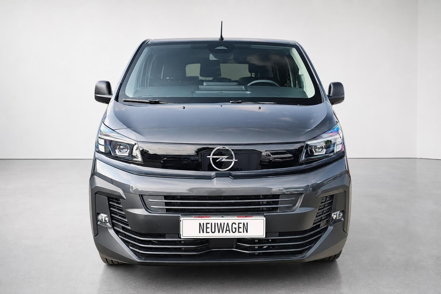 Opel Van Frontansicht grau metallic Neuwagen Studioaufnahme