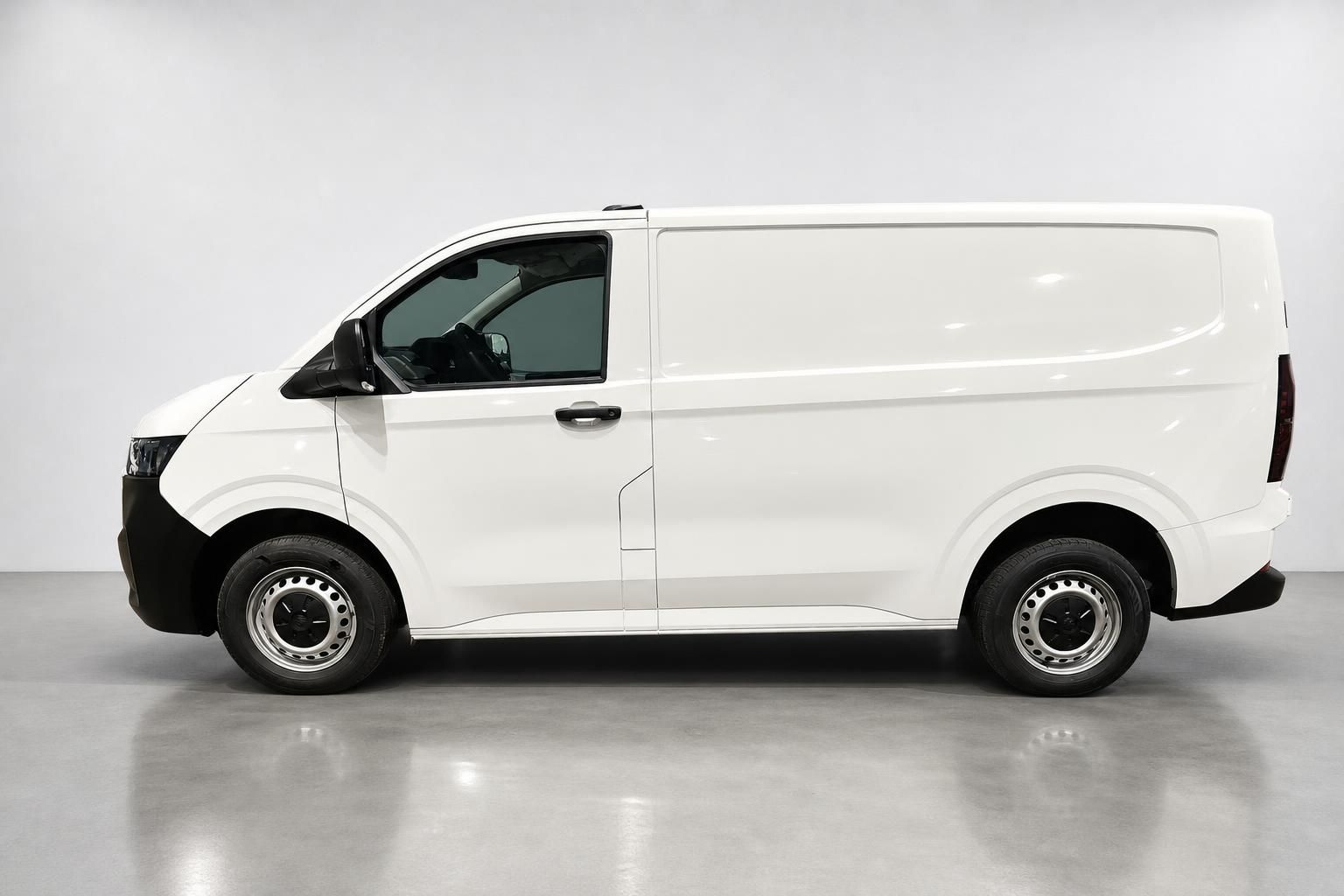 VW Transporter weiß Kastenwagen Seitenansicht komplett