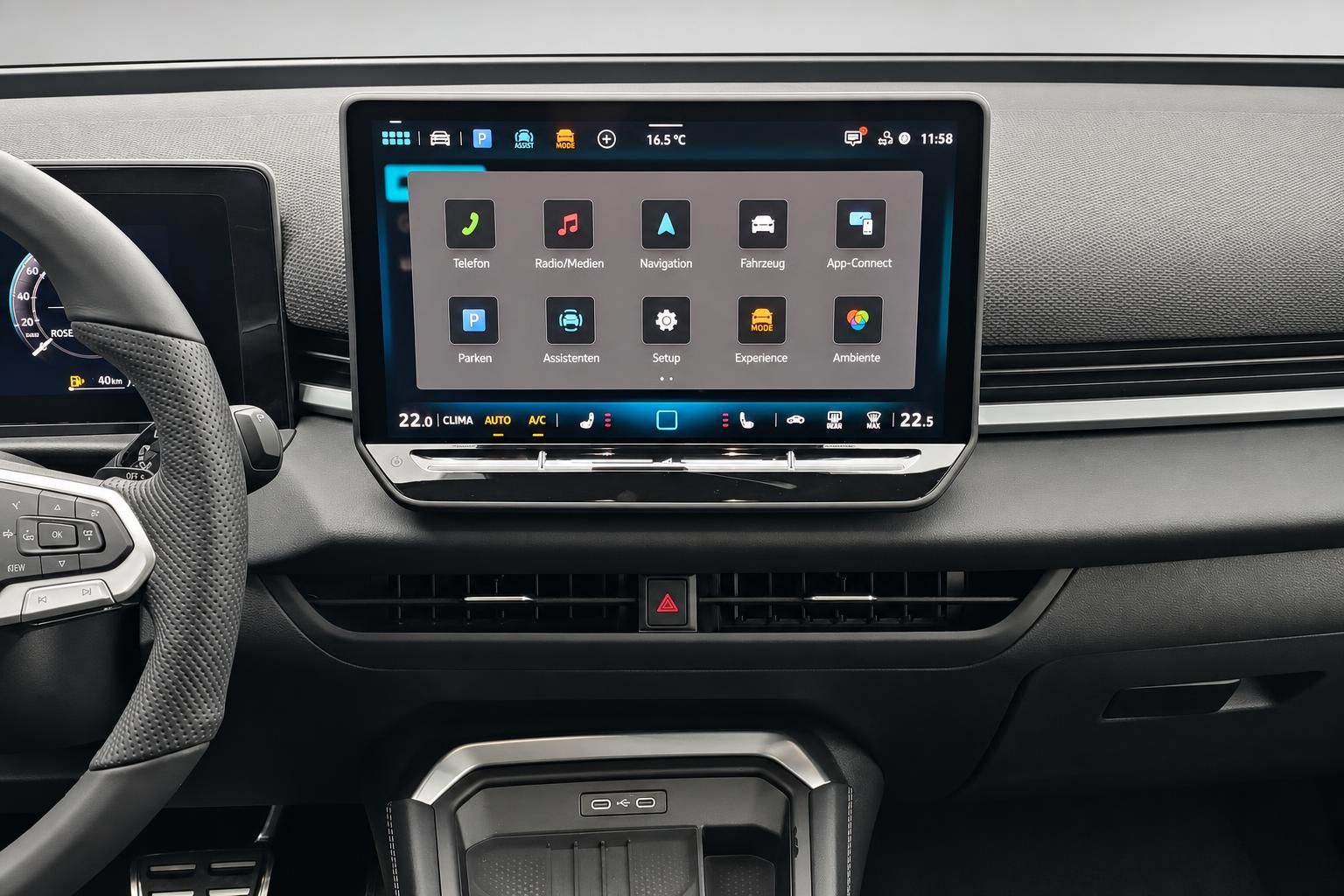 Infotainment-Display mit Menü und Klimabedienung im VW Cockpit