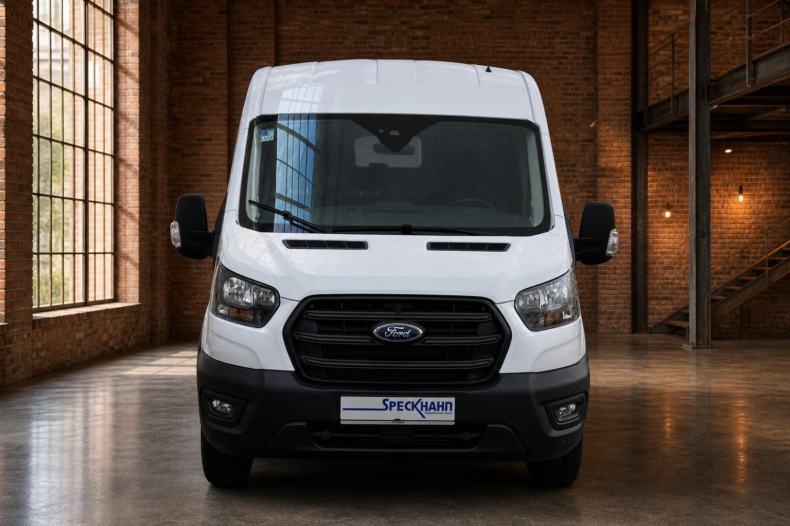 Ford Transit Kastenwagen weiß Frontansicht – Transporter gebraucht kaufen