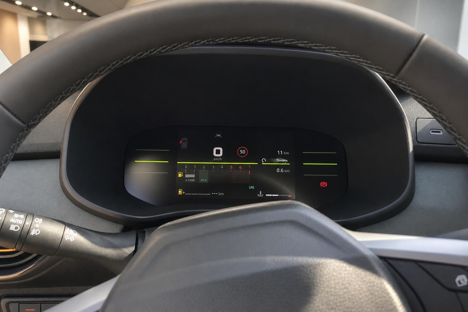Digitales Kombiinstrument Fahrzeug Innenraum – Tachometer, Drehzahlmesser und Fahrerassistenz-Display
