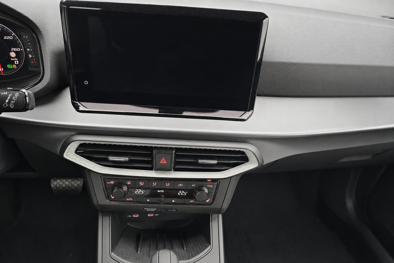 SEAT Arona Cockpit, Touchscreen und Klimabedienung im Detail