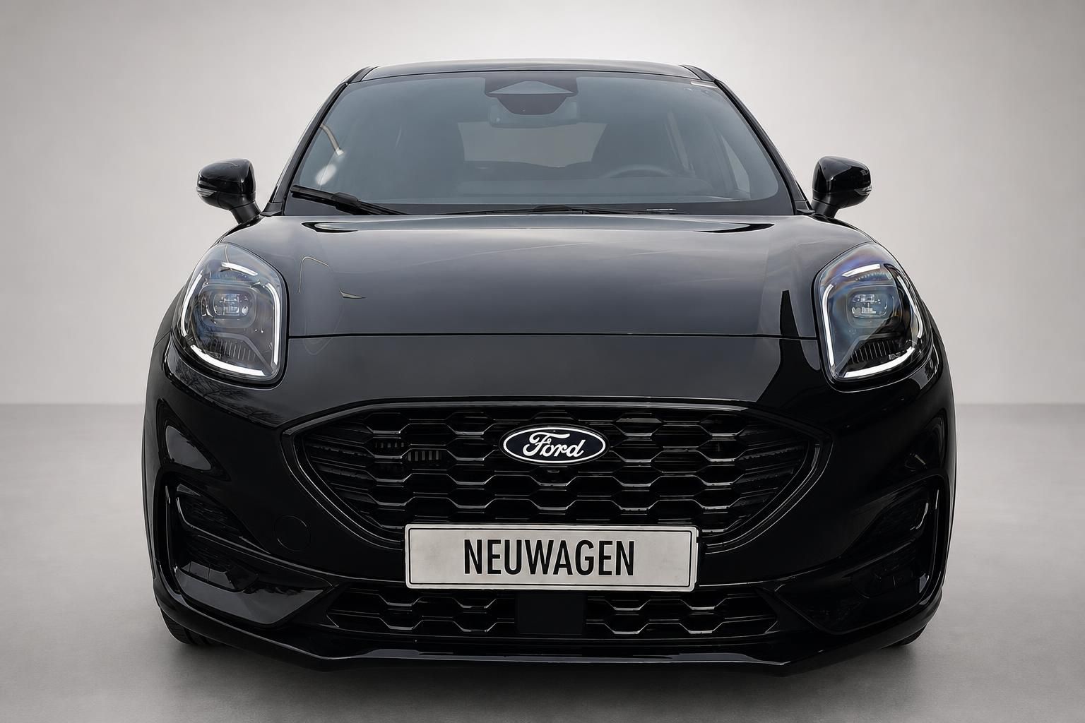 Ford Puma schwarz Frontansicht Neuwagen Studio