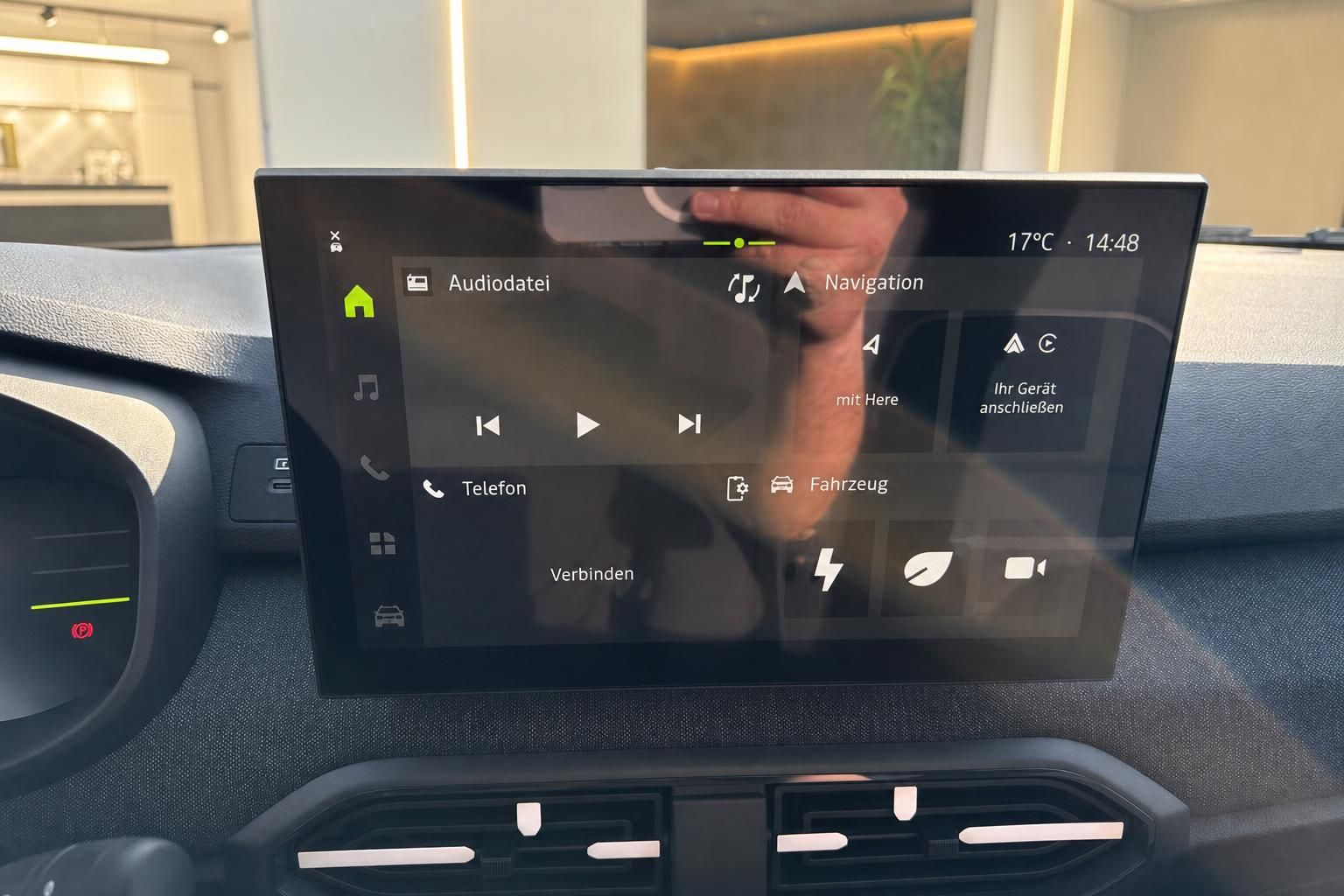 Fahrzeug Infotainment-System mit Touchscreen und Menüführung