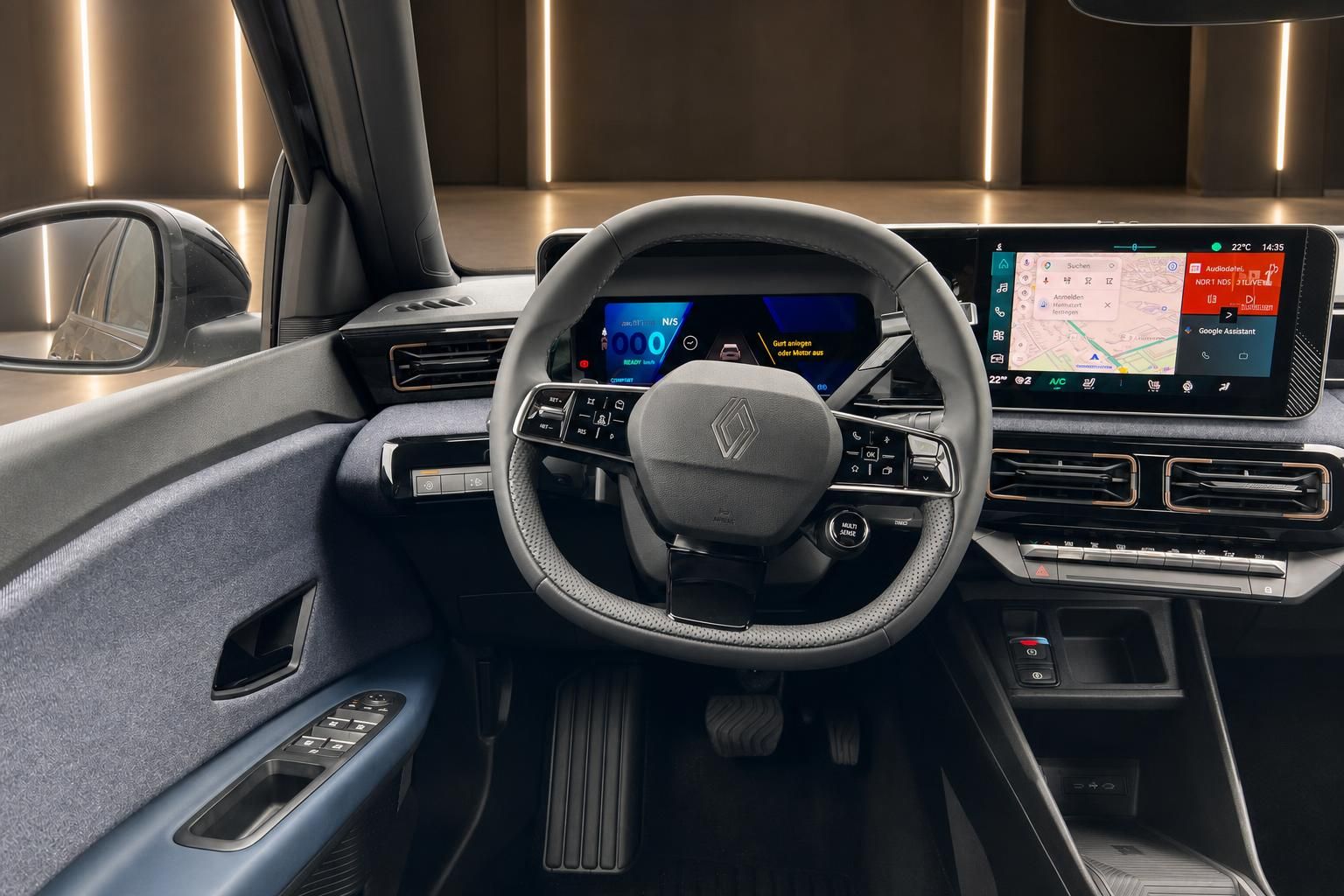 Renault Cockpit mit Lenkrad, Digitaltacho und Infotainment-Display