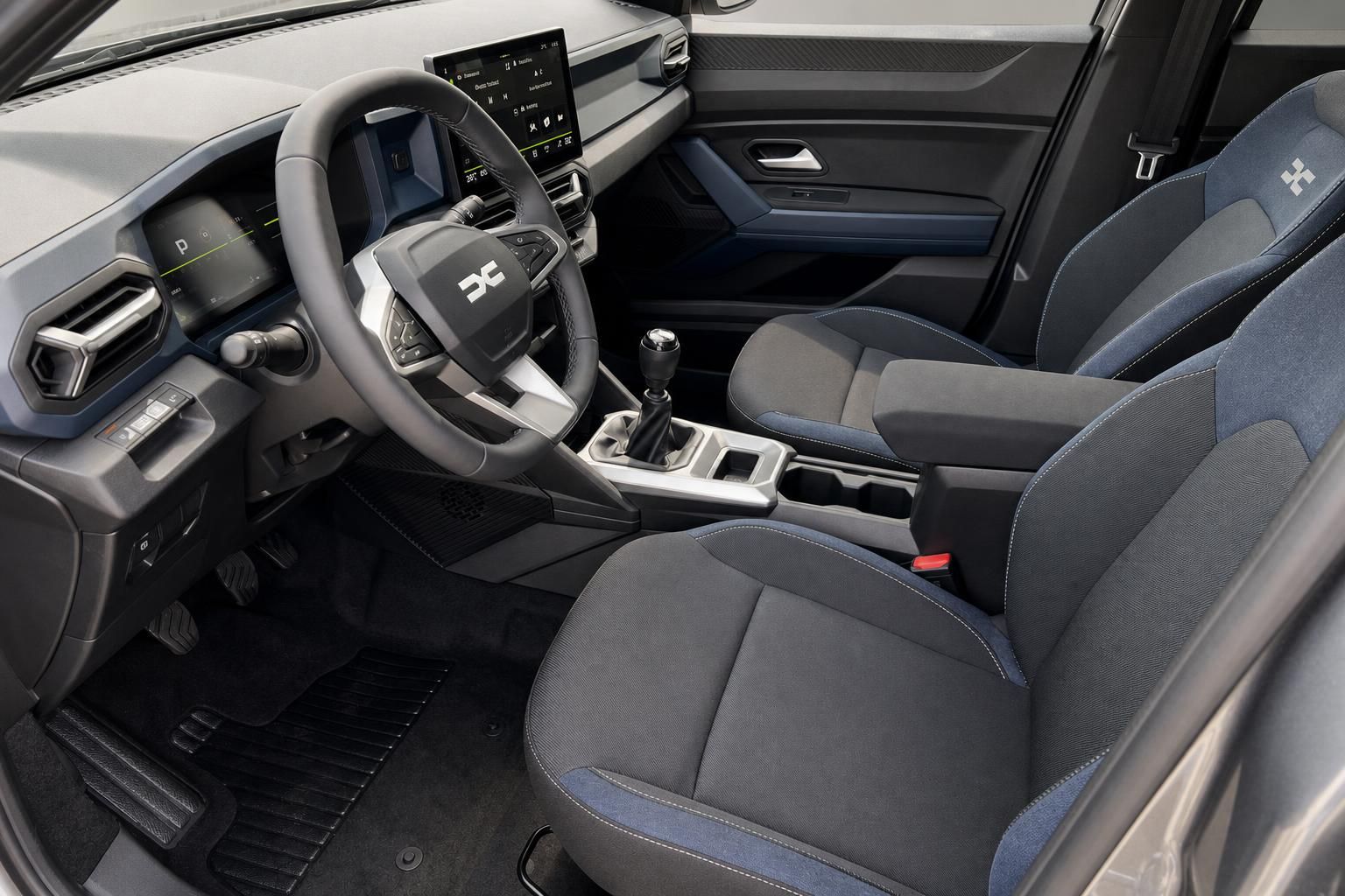 Dacia Bigster Innenraum mit Sitzen, Lenkrad und Schaltung