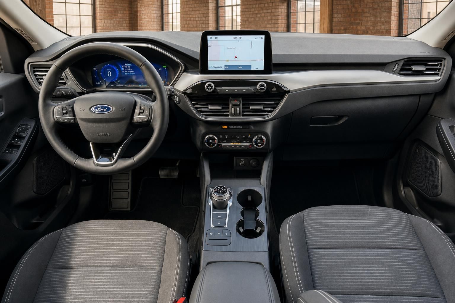 Ford Armaturenbrett Frontansicht mit Navigationsdisplay und Lenkrad