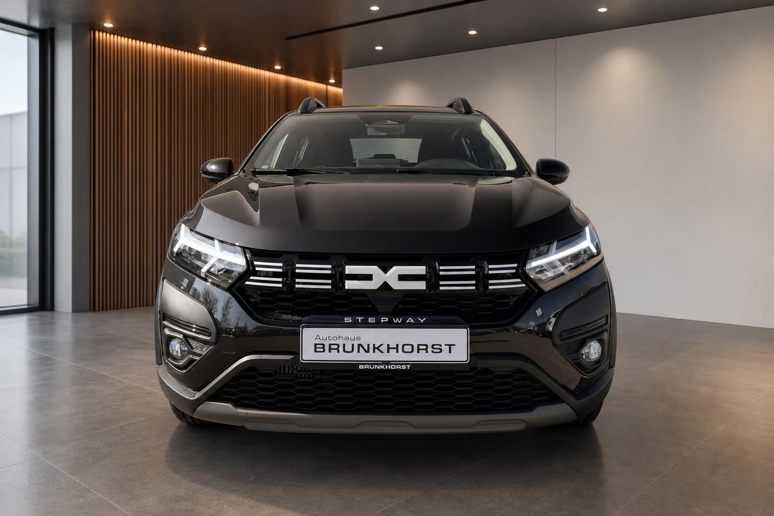 Dacia Stepway Frontansicht schwarz - SUV mit LED-Scheinwerfern im Autohaus Brunkhorst