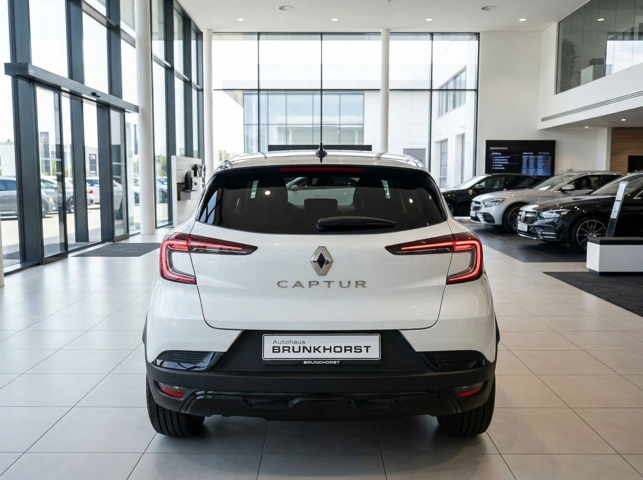 Renault Captur - Bild 2 von 10