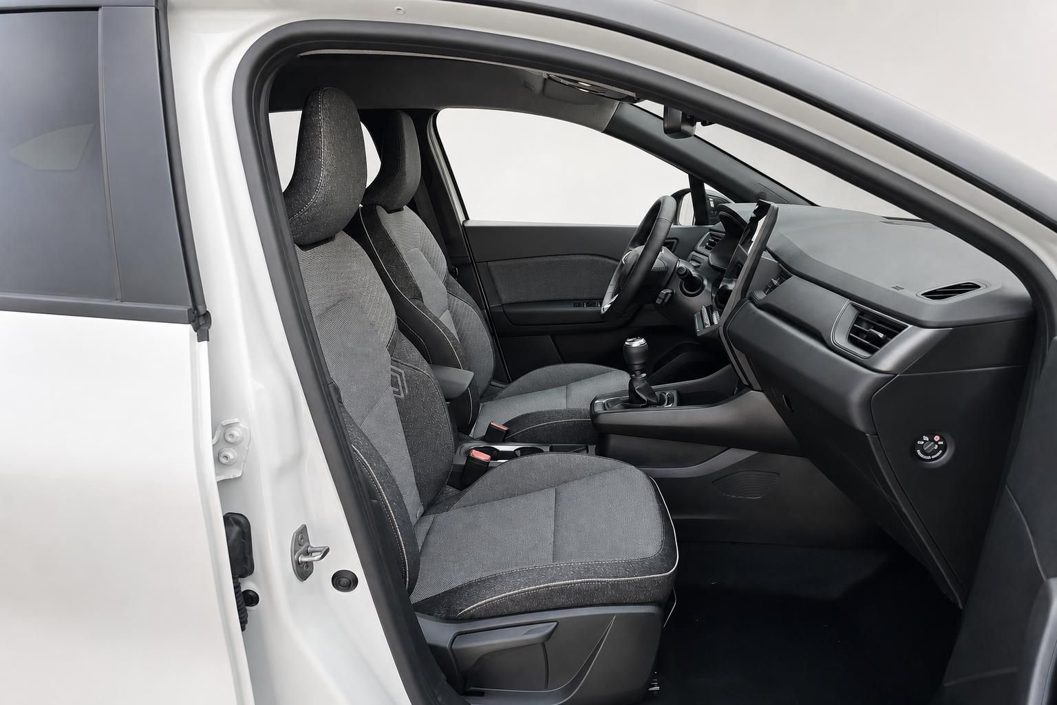 Renault Captur Innenraum Fahrersitz und Armaturenbrett Detailansicht
