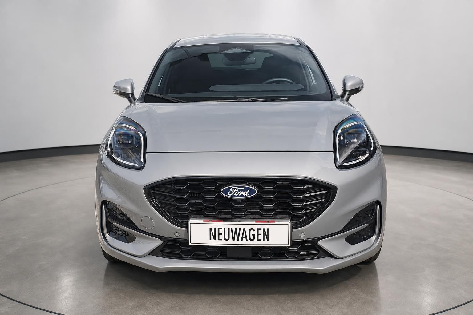 Ford Puma Frontansicht mit Kennzeichenhalter Neuwagen