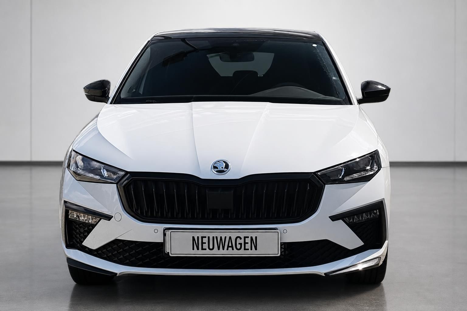 Skoda Scala weiß, Frontalansicht mit Kühlergrill