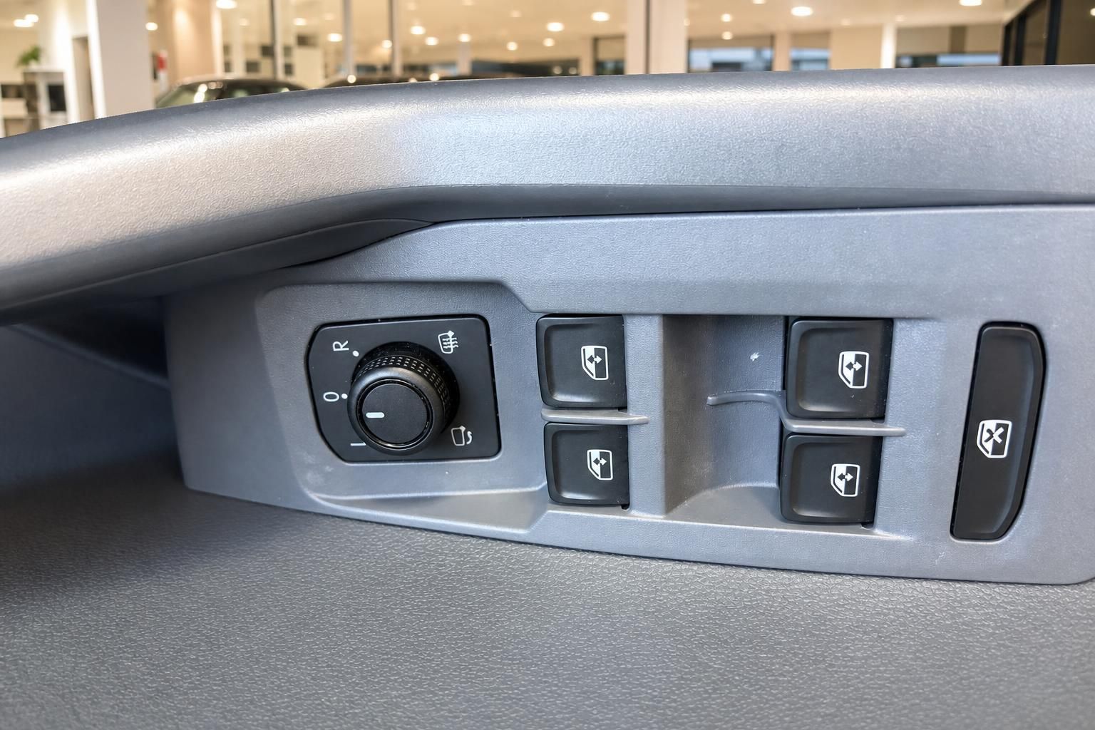 VW Fensterheber und Spiegeleinstellung an der Fahrertür