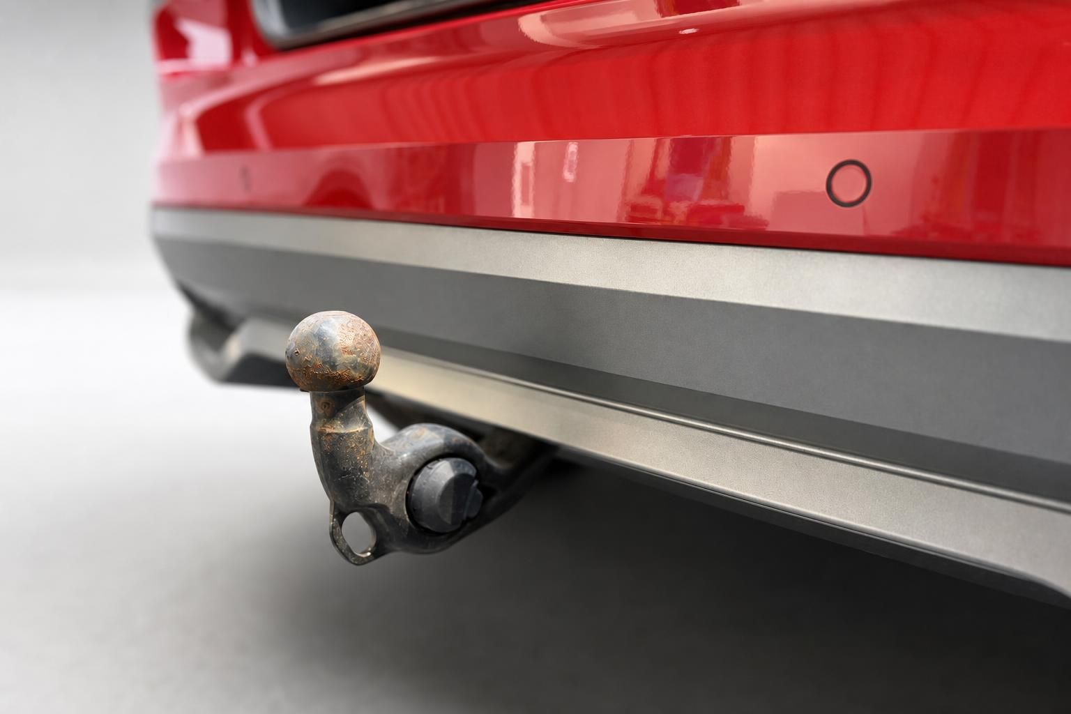 Skoda Kamiq Detailansicht der Anhaengerkupplung am Heck
