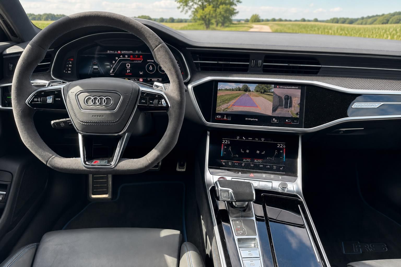 Audi RS6 Cockpit mit digitalem Kombiinstrument und MMI-Touchscreen