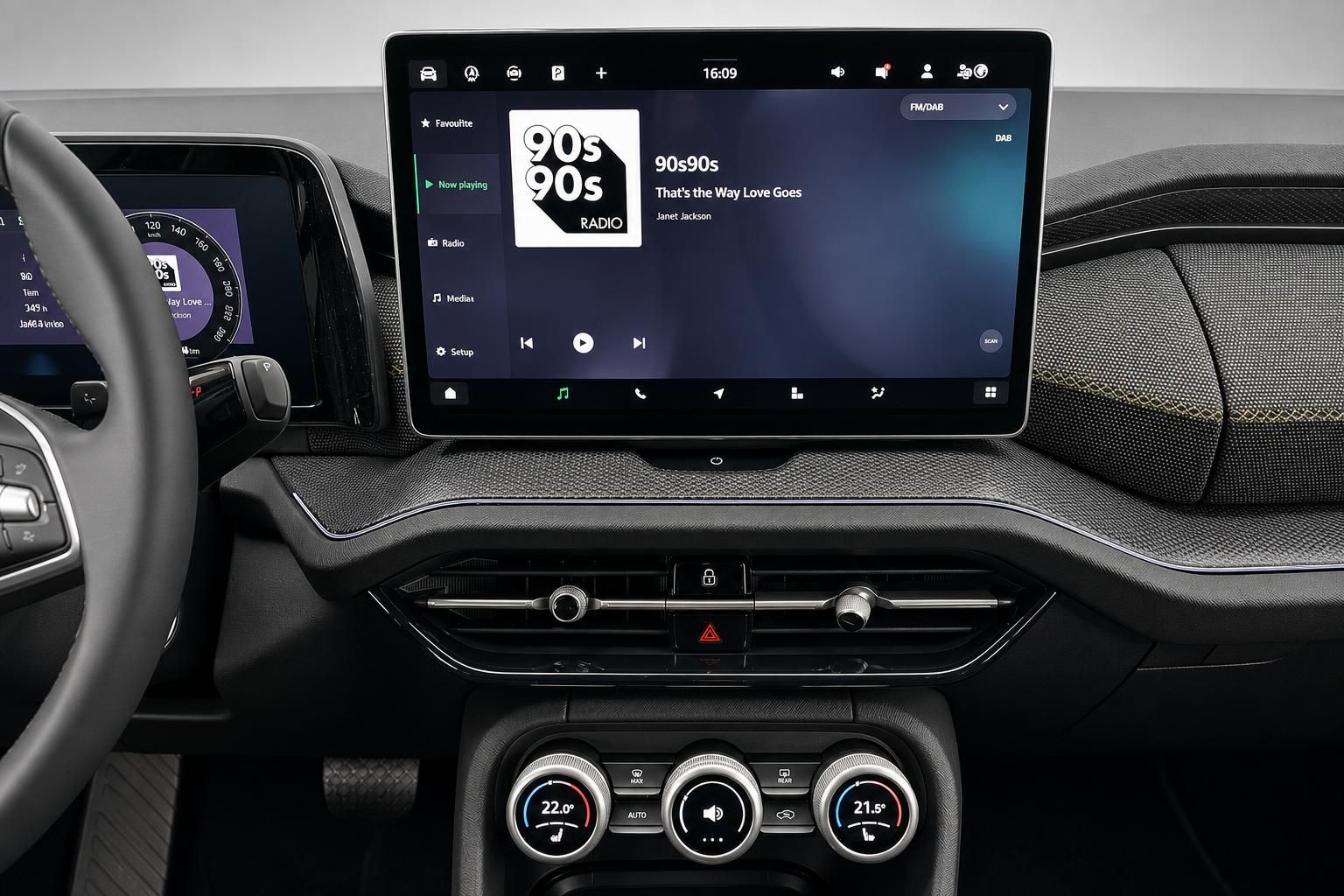 Skoda Cockpit Infotainment-Display mit Radio und Klimabedienung im Detail