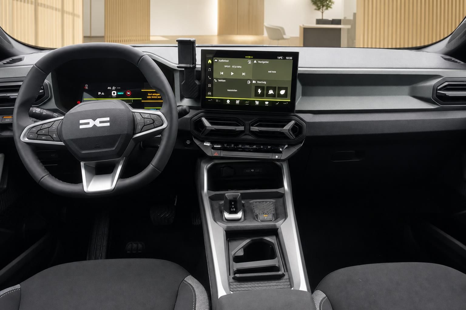 Fahrzeug Cockpit mit digitalem Armaturenbrett, Touchscreen und modernem Infotainment-System