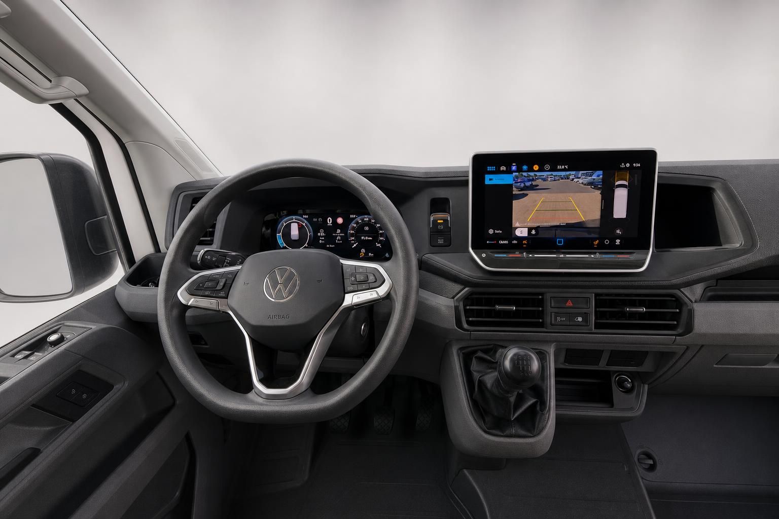 VW Crafter Cockpit mit Lenkrad, Digitaltacho und Touchscreen-Display