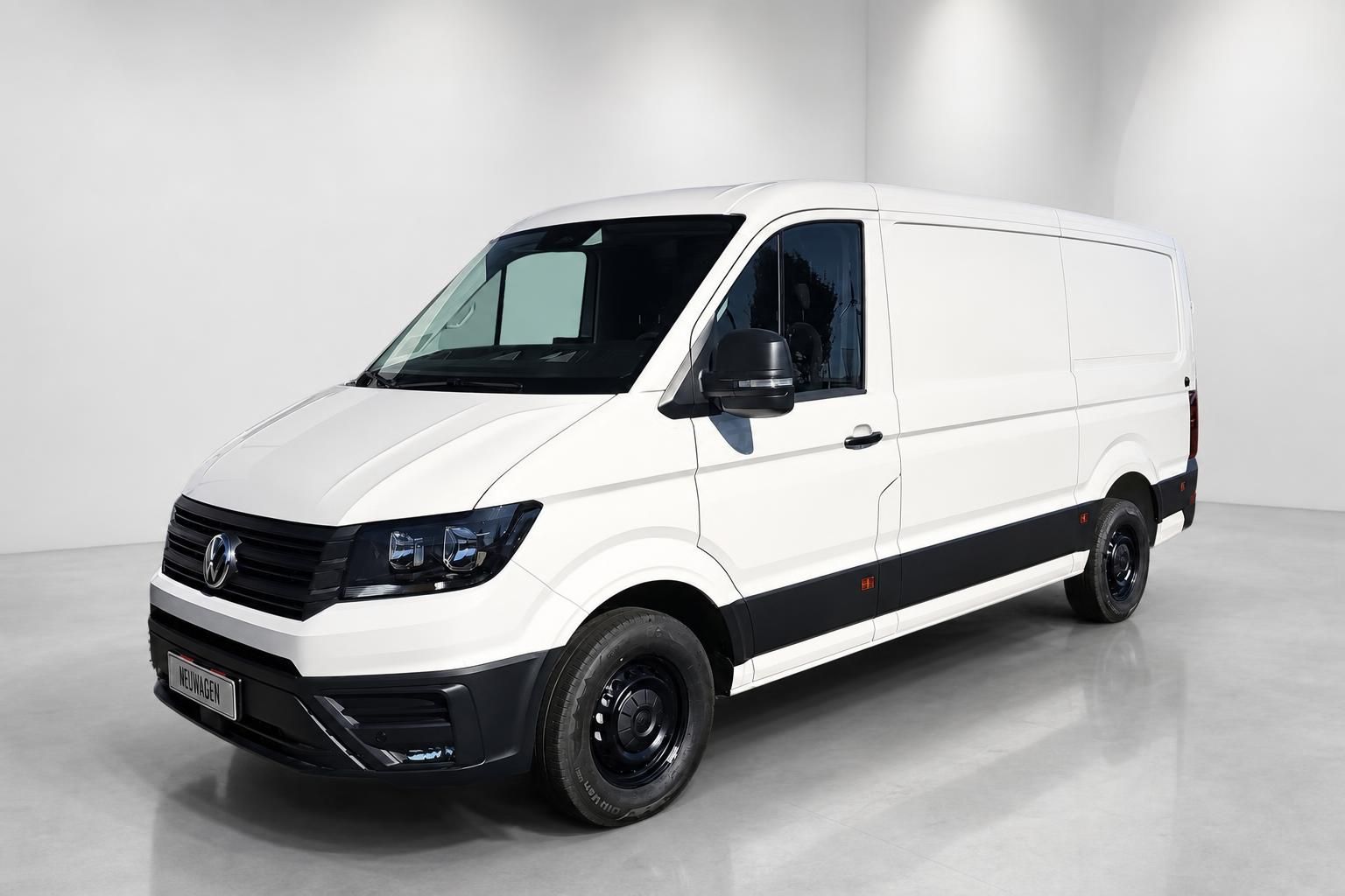 VW Crafter Kastenwagen weiß, Dreiviertelansicht vorne