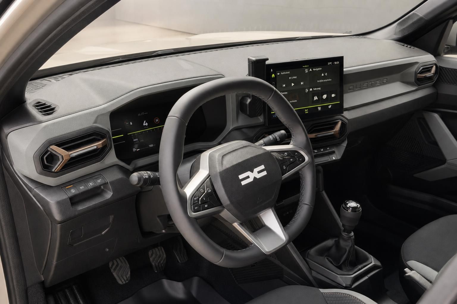 Dacia Duster Cockpit mit Lenkrad und Multimedia-Display