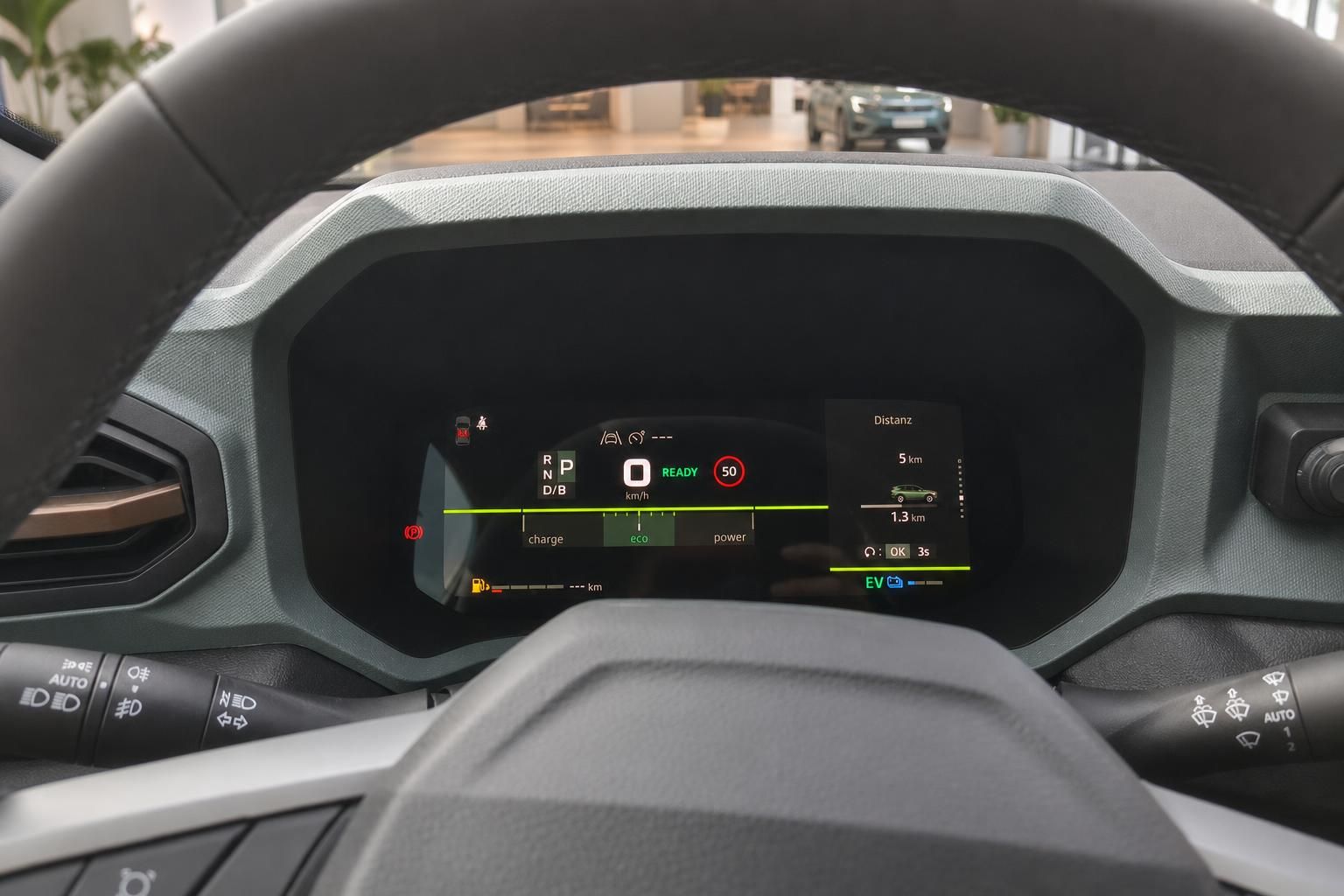 Digitales Kombiinstrument Innenraum mit EV-Anzeige, Eco-Modus und Fahrassistenzsystem-Display