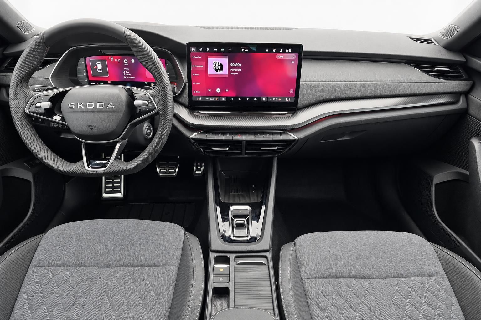Skoda Octavia Cockpit mit Lenkrad, Digitaltacho und Infotainment