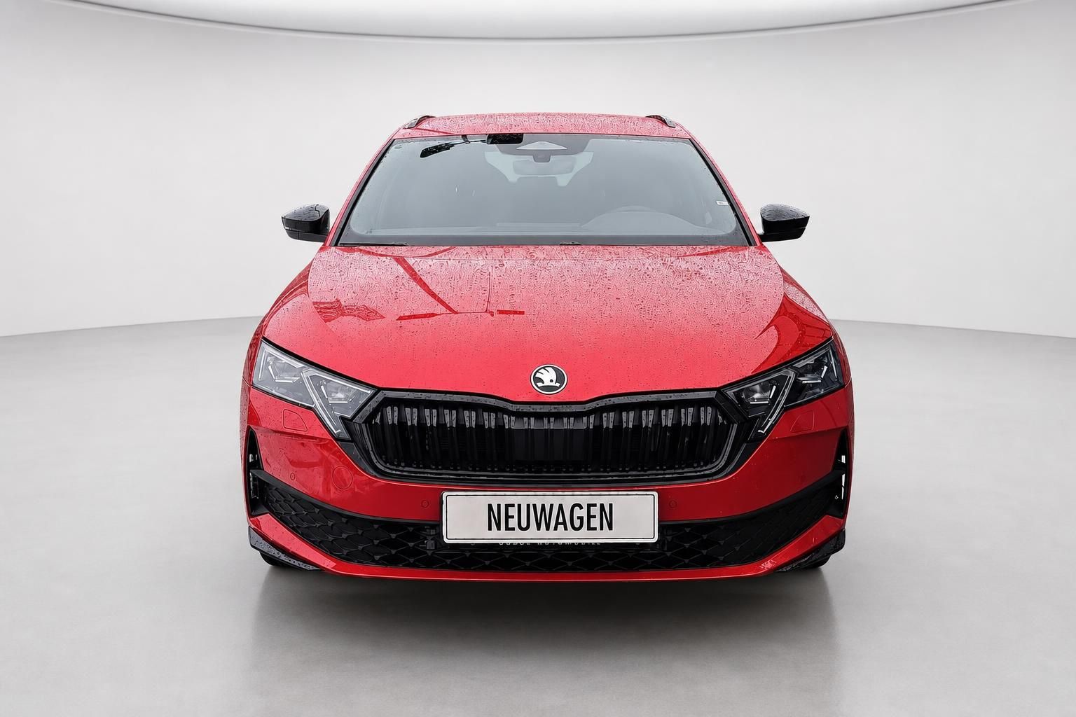 Skoda Octavia Combi rot, Frontansicht mit Kennzeichenhalter Neuwagen