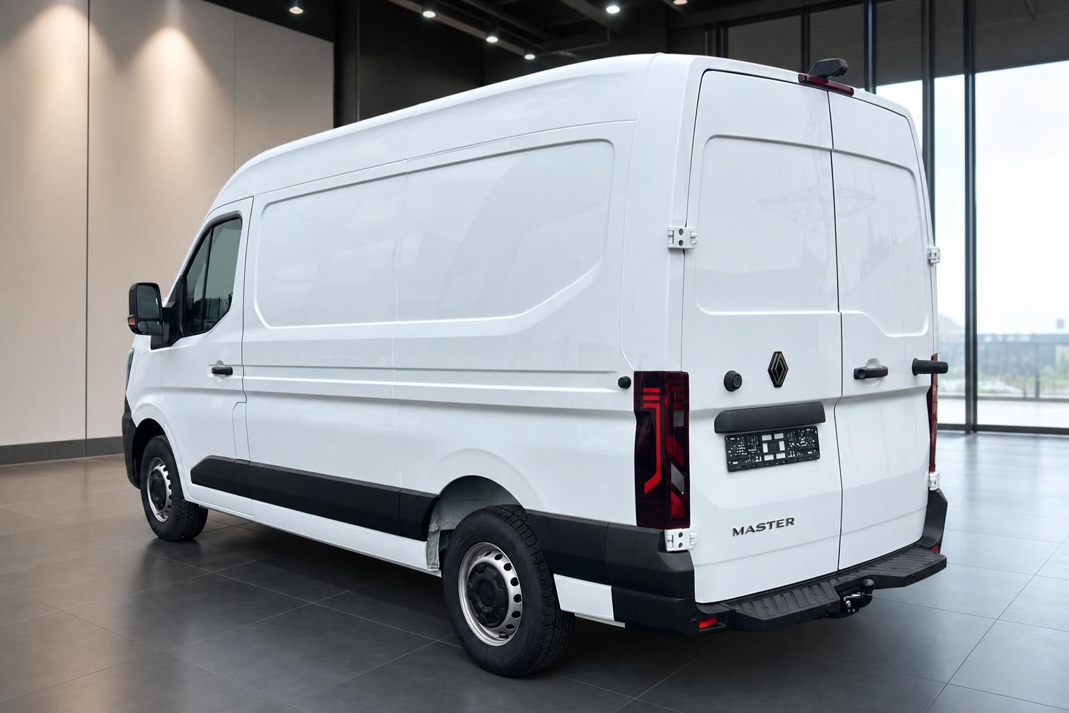 Renault Master Transporter - Heckansicht mit Doppelflügeltüren und Anhängerkupplung