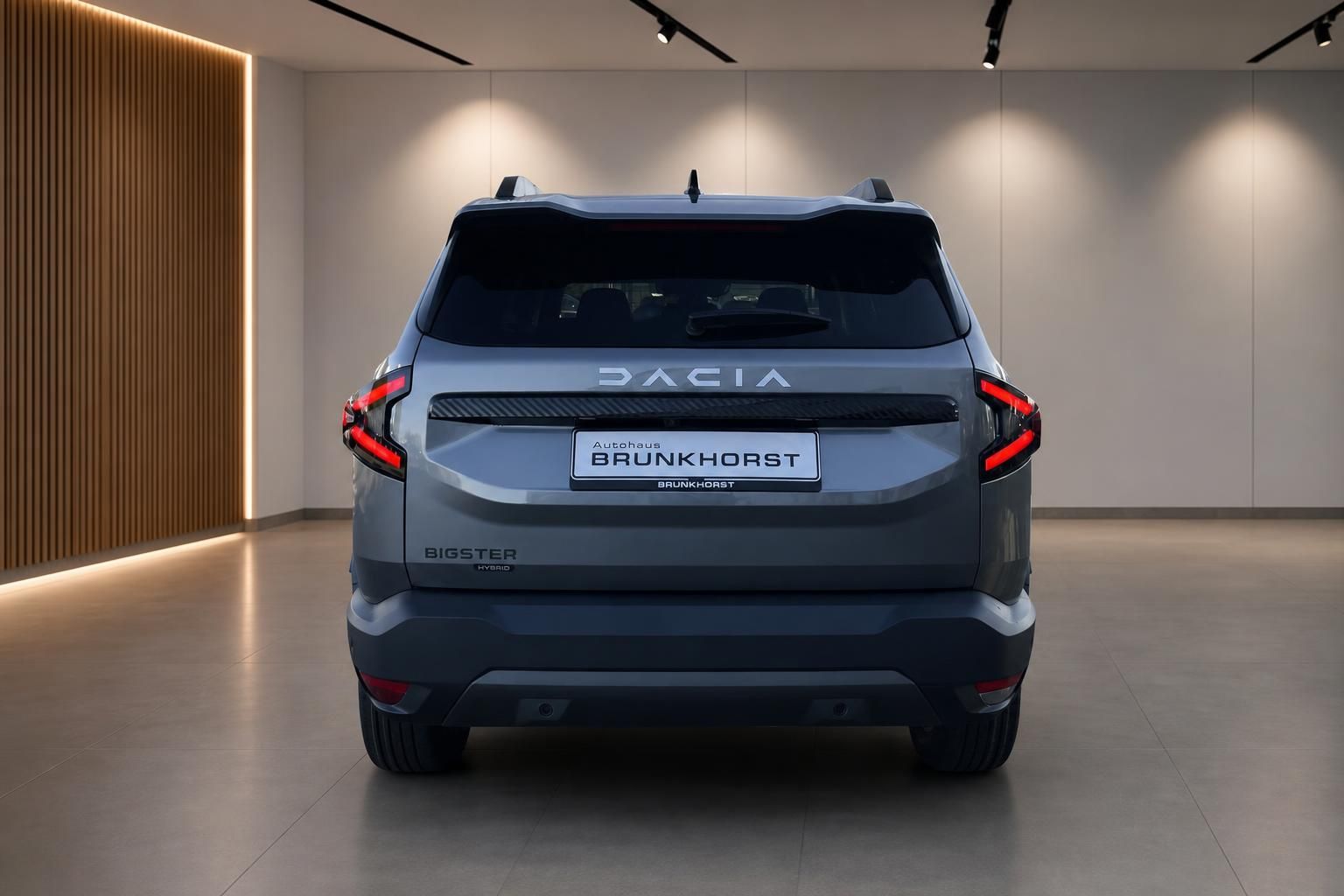Dacia Bigster Hybrid Heckansicht in grau - Autohaus Brunkhorst