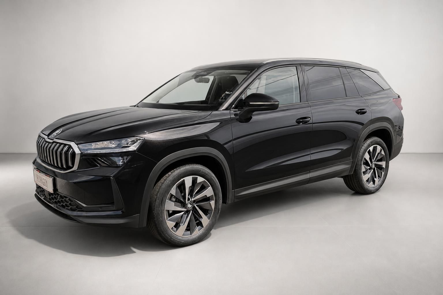 Skoda Kodiaq schwarz Seitenansicht vorne SUV Neuwagen