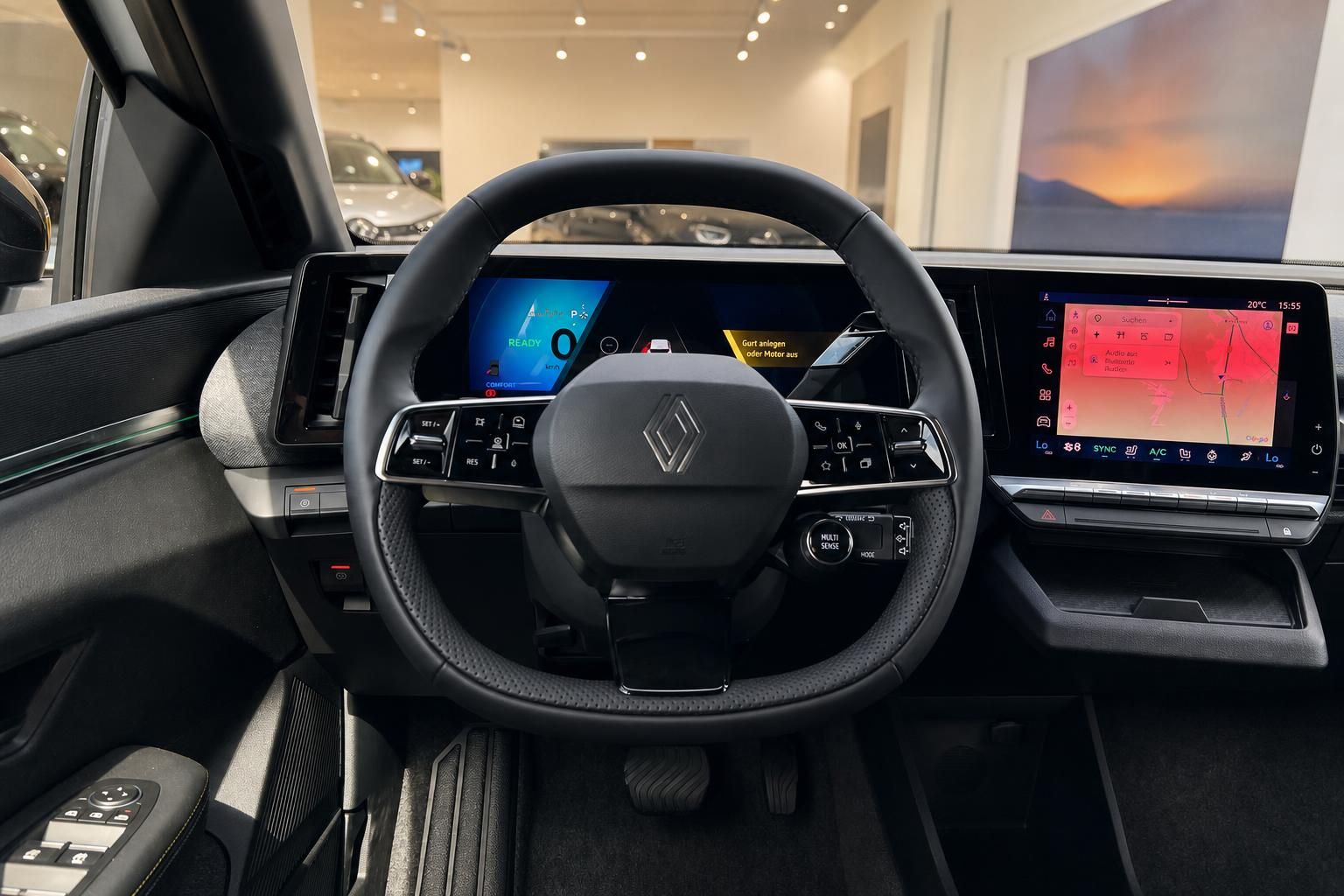 Renault Innenraum – Cockpit mit Lenkrad, digitalem Kombiinstrument und Infotainment-Display