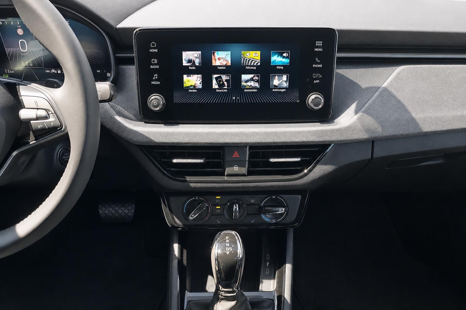 Skoda Mittelkonsole Touchscreen und Schaltautomatik