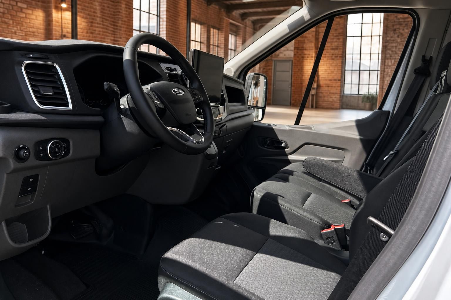 Ford Transit Innenraum Fahrerkabine mit Lenkrad und Sitzen