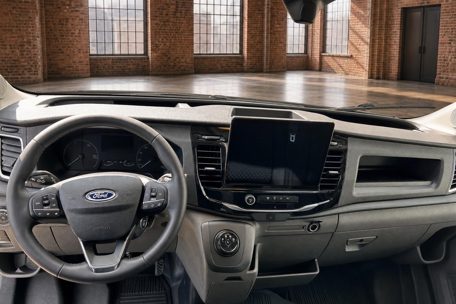 Ford Transit Armaturenbrett mit Lenkrad und digitalem Display
