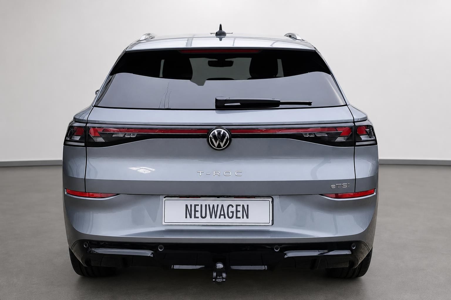 VW T-Roc eTSI grau Heckansicht Neuwagen