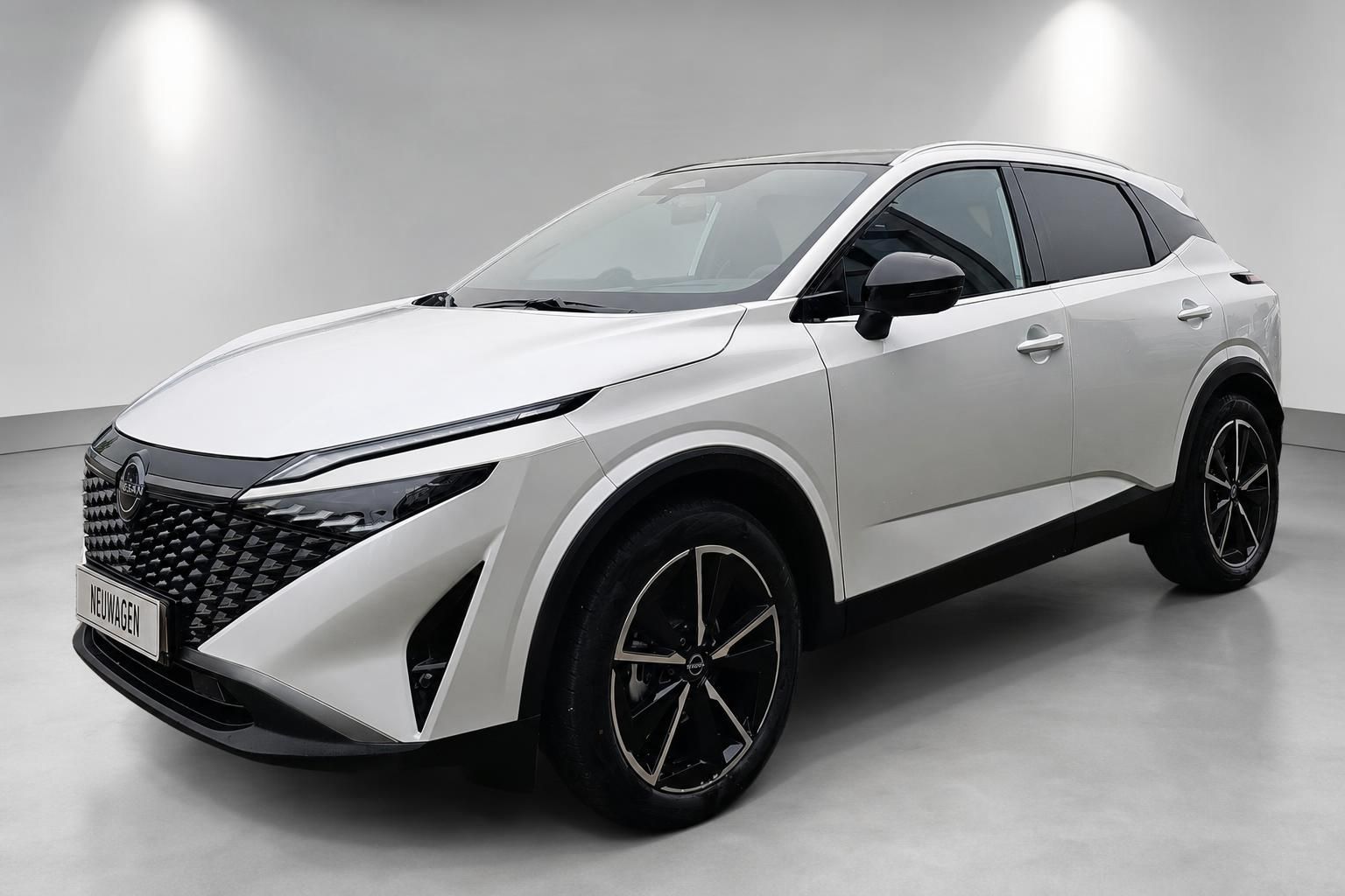 Nissan Qashqai weiß Neuwagen Frontansicht schräg rechts