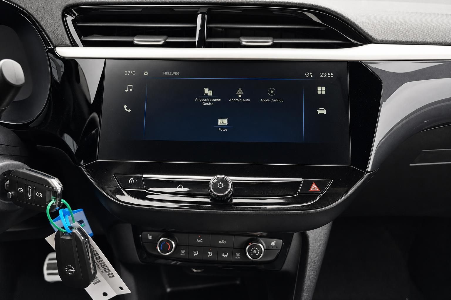 Opel Corsa Infotainment System mit Apple CarPlay und Android Auto