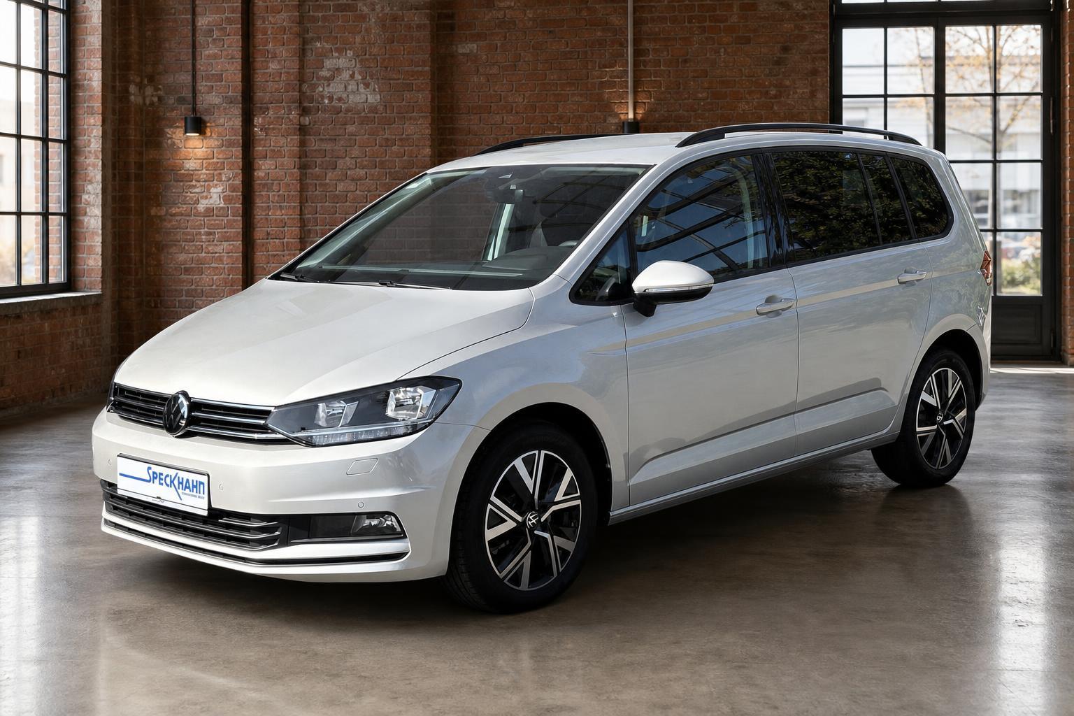 Volkswagen Touran Comfortline BMT 2.0 7- Sitzer Kamera elektr. Heckklappe 3-Zonen-Klimaautomatik