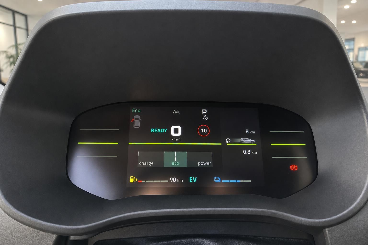 Digitales Kombiinstrument im Elektrofahrzeug mit Eco-Modus und Reichweitenanzeige 90km